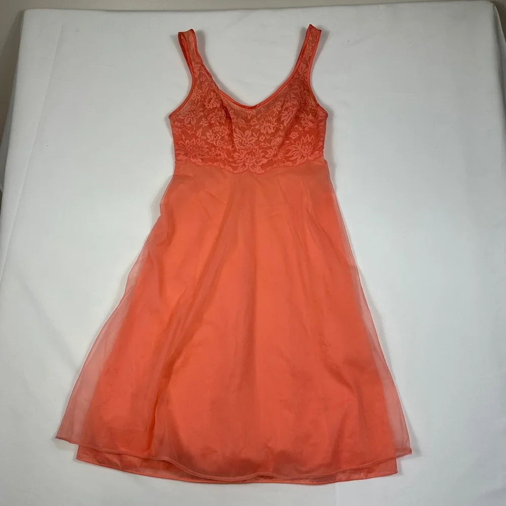 Vanity Fair Vintage Coral Orange Nylon‎ Tricot Lace Nightgown Slip Dress Size 32
